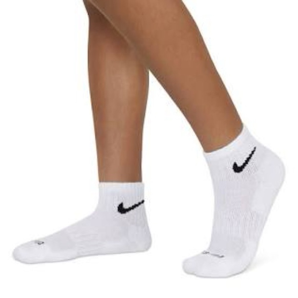 Nike White Quarter Socks for Men